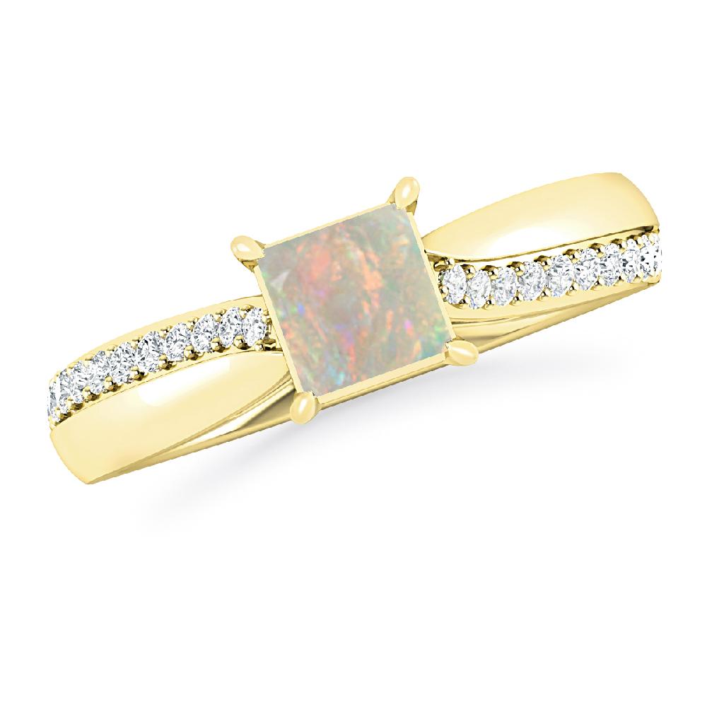 Yellow Gold - Opal