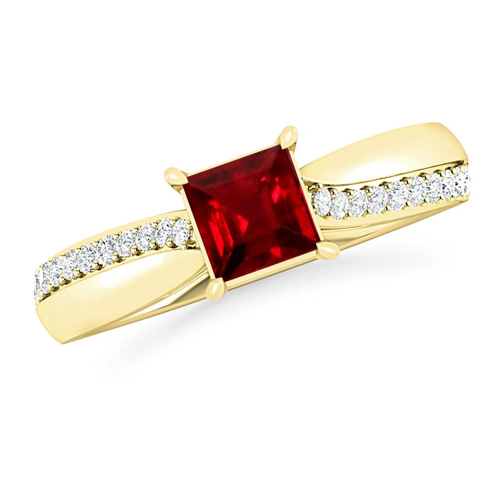 Yellow Gold - Ruby