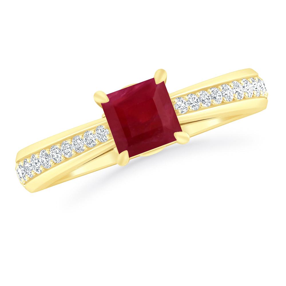 Yellow Gold - Ruby