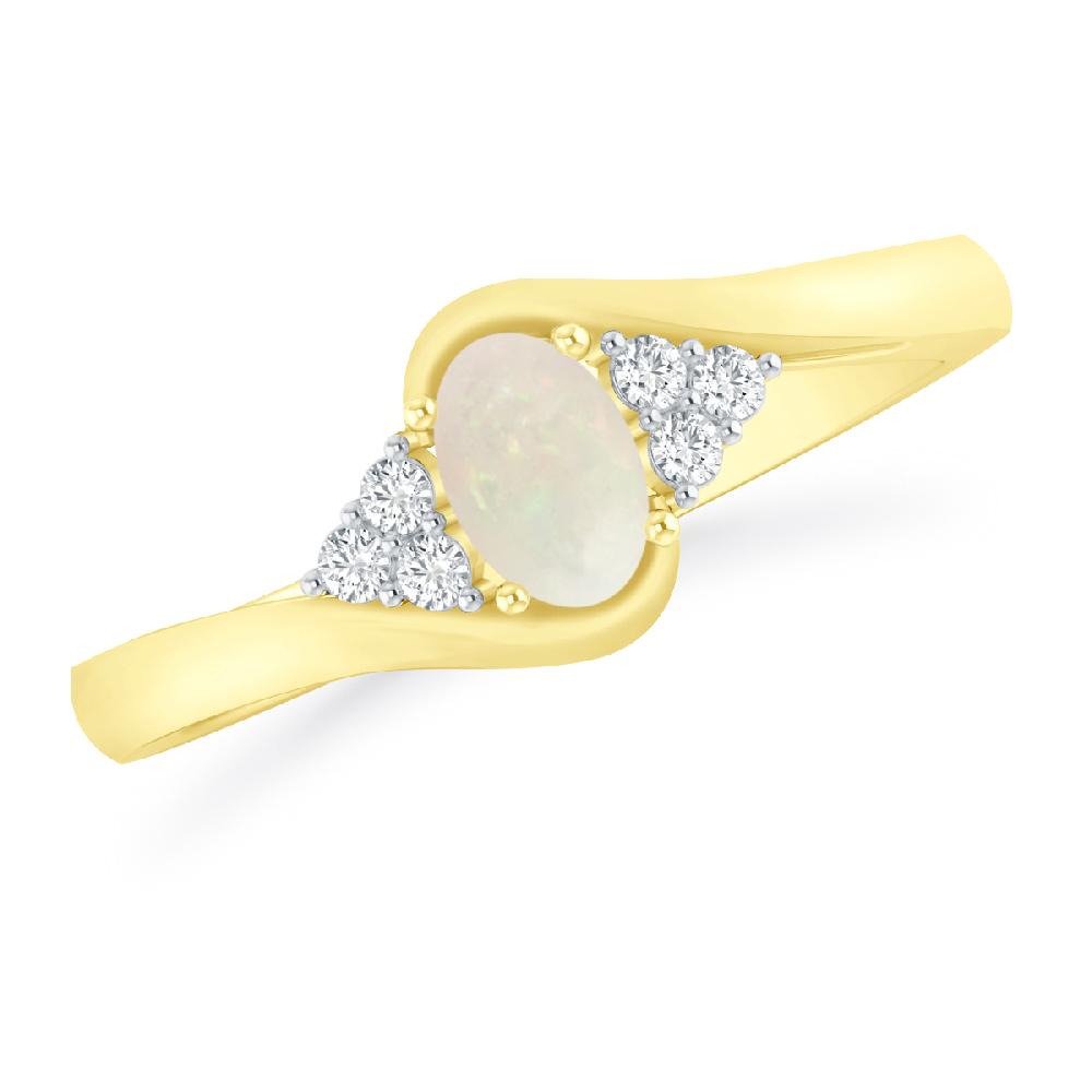 Yellow Gold - Opal